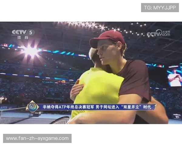 网球双星爆发内讧，训练场互摔球拍